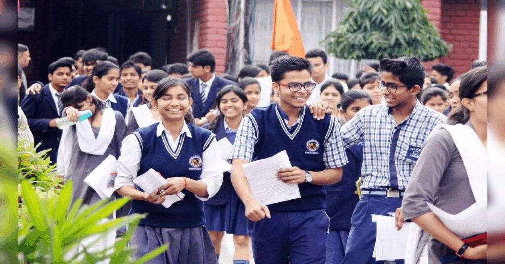 Bihar School Examination Board Toppers to Receive Financial Awards on Medha Diwas 2023, ETEducation