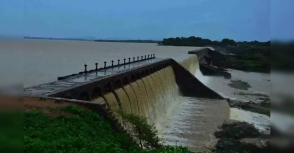 Five engineering students drown in Godavari River, ETEducation