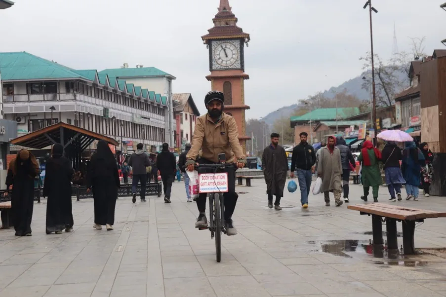 Cyclist on mission to promote organ donation – Rising Kashmir