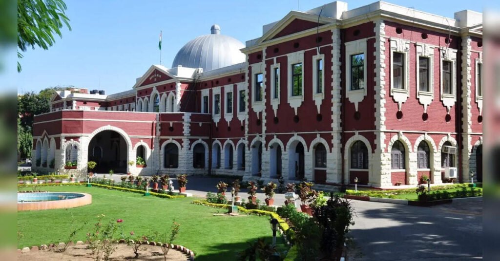 Jharkhand High Court Orders Inquiry into Burn Wards in Government Hospitals, ETHealthworld