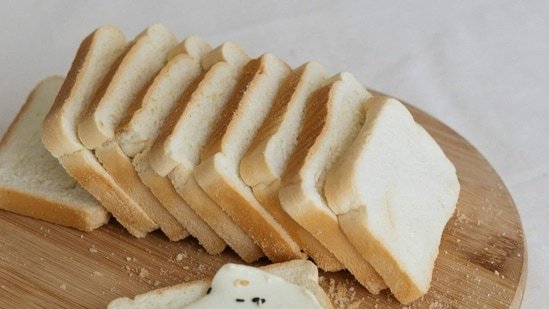 Endocrinologist reveals why she freezes bread before eating: ‘Cooling down starches changes the…’