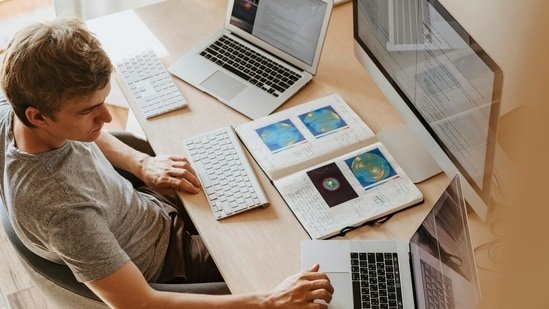 Working from home was supposed to be easier, so why does it feel harder? Therapist decodes