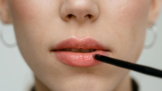 Why is lip liner your ultimate makeup must-have for fuller lips? Top 7 picks for a perfect pout