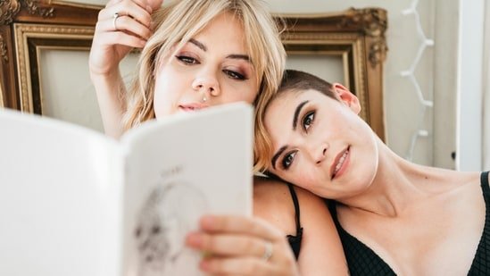 Therapist explains how viral divorce graph is wrongly interpreted to claim women are bad at relationships