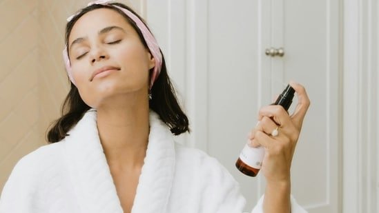 Celebrity cosmetologist shares 5 common skincare mistakes to avoid in summer