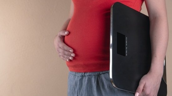 Man loses 26 kg using AI as his personal trainer, reveals 7 simple prompts that transformed his body without gym or apps