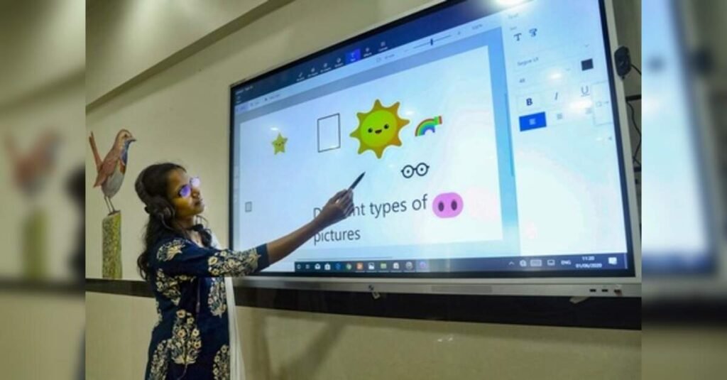 1 lakh primary schoolteachers in Gujarat yet to receive salaries as grants not released at start of financial year, ETEducation