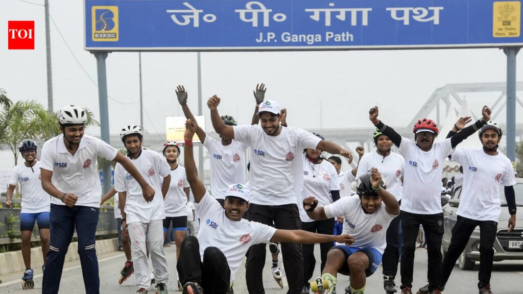 Over 500 runners take part in PMC’s Ganga marathon | Patna News