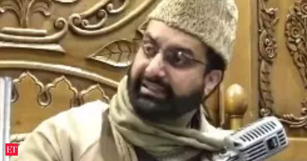 Mirwaiz says coercive policy of authorities cannot build viable peace in Kashmir