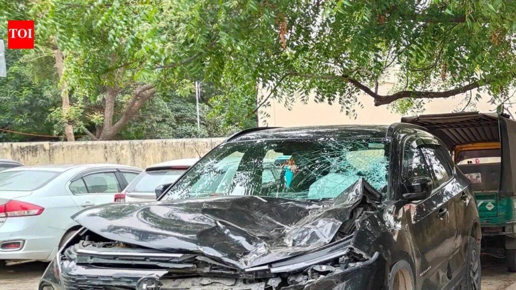 SUV on wrong side crashes into scooter, 2 die in Gurgaon | Gurgaon News