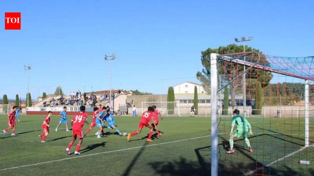 Minerva boys rout Liverpool U-15 6-0 to score a giant leap for Indian football | Chandigarh News