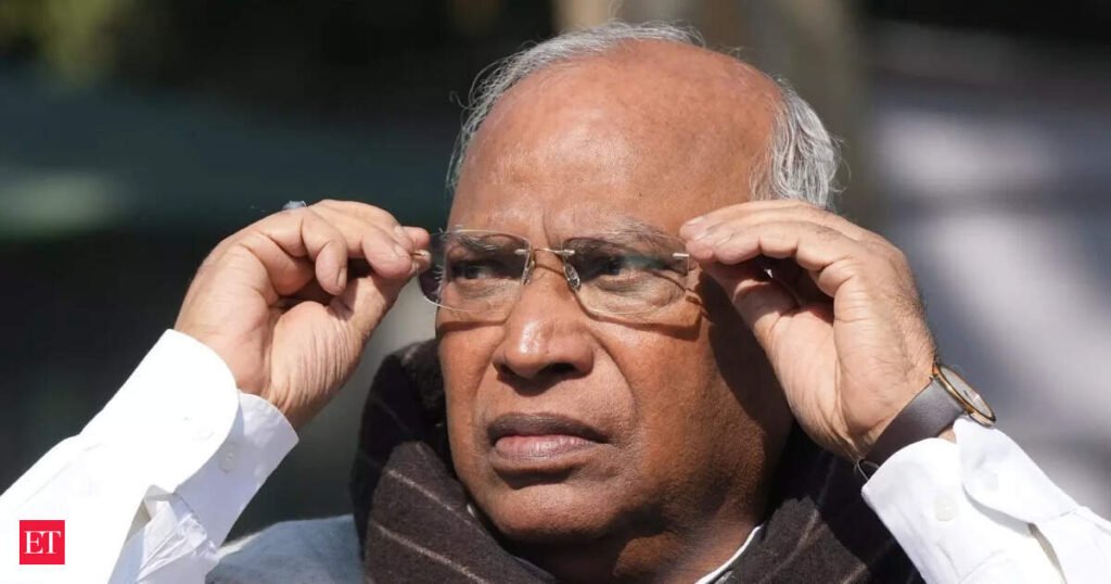 Congress chief Mallikarjun Kharge calls people of Gujarat ‘illiterate’ in Kerala poll rally