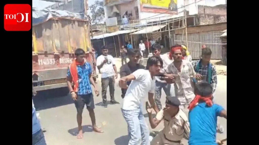 Five held for attack on Katihar thana; judicial probe ordered | Patna News