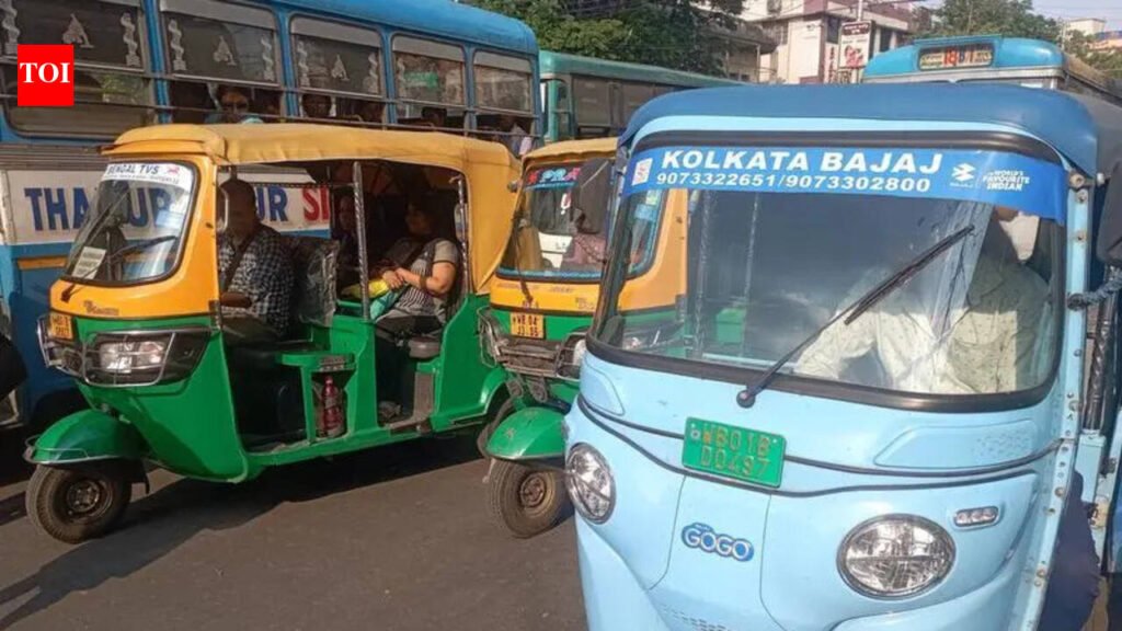 Autos reduce fare on key routes after pressure from unions, public | Kolkata News