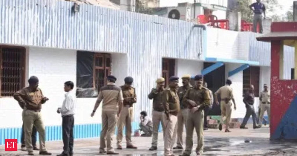 Supreme Court retains central forces in West Bengal, asks Calcutta HC to form 3-judge panel For SIR tribunals