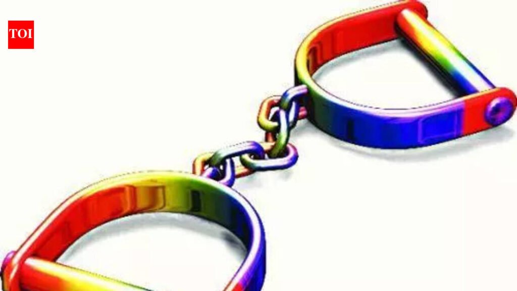 SP suspends 3 Araria SHOs, removes cop | Patna News