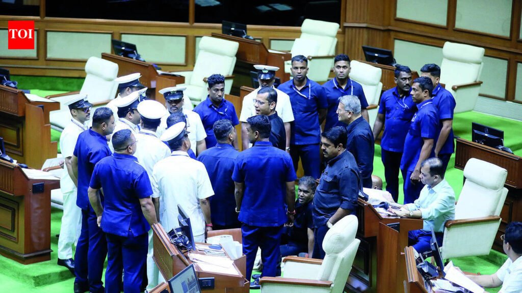 Oppn urges guv to reconvene assembly to discuss, pass bills | Goa News