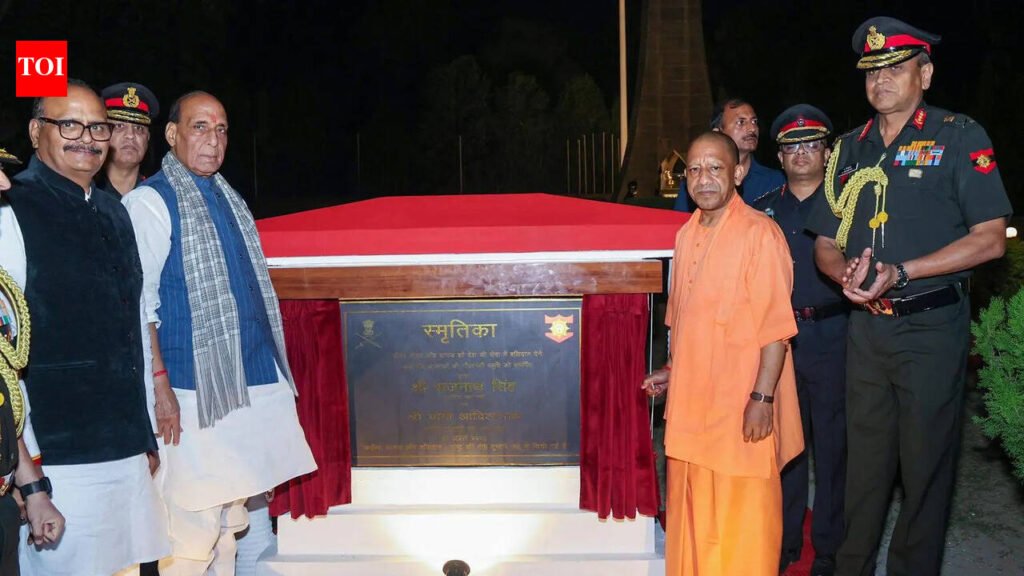 Rajnath, Yogi inaugurate laser, light and sound show at war memorial | Lucknow News