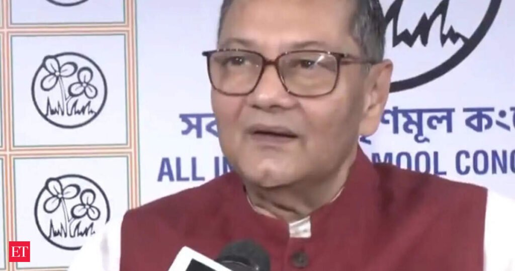 Netaji kin Chandra Bose joins TMC ahead of Bengal polls