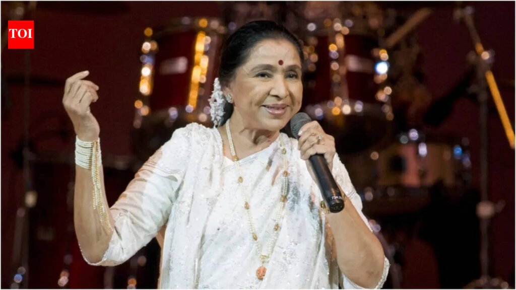 Asha Bhosle’s house help gets emotional remembering the legendary singer: ‘She gave a lot of respect to a poor woman like me’ | Hindi Movie News
