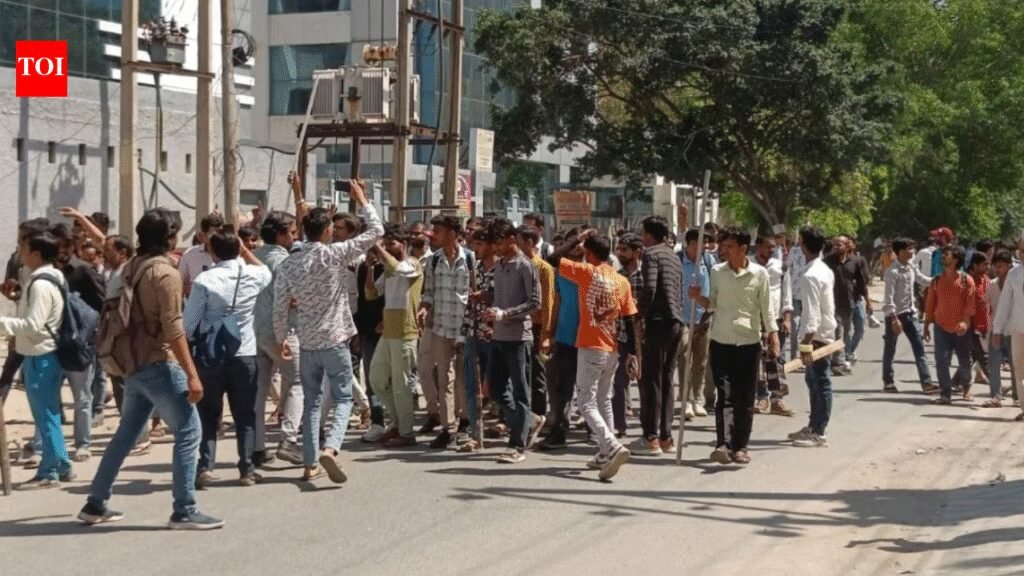 Wage hike protests: Noida’s 10-year minimum pay rise half of Delhi, Gurugram; not enough to offset inflation | Delhi News