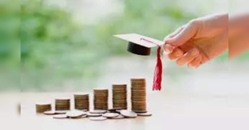 260 distinction students from Greater Bengaluru Authority’s colleges to get Rs 35,000, ETEducation