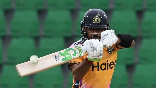 Babar Azam shuts down journalist, gets triggered on being grilled about T20 strike rate: ‘Muh utha ke…’