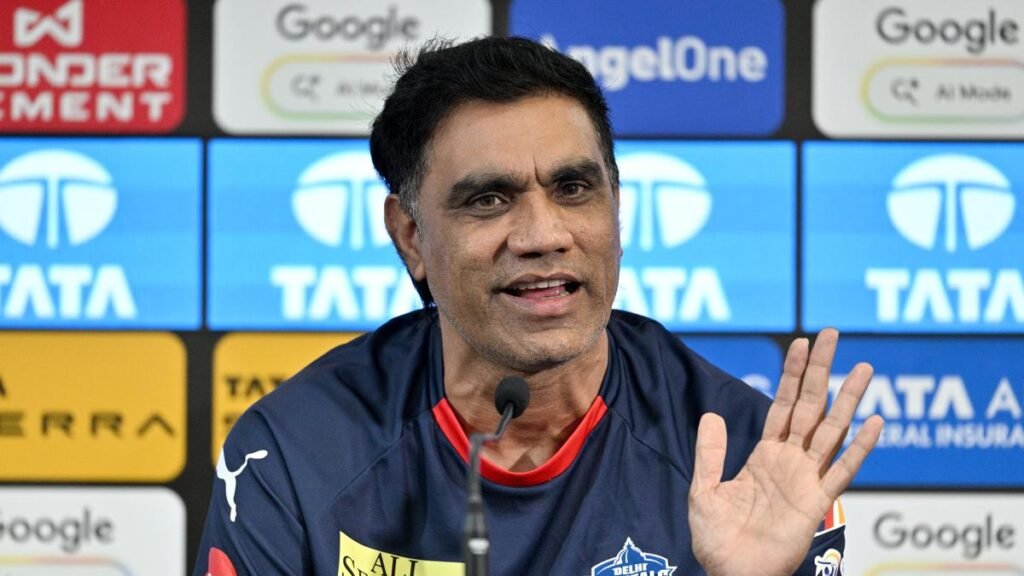 Starc is one of the very best in IPL: Munaf