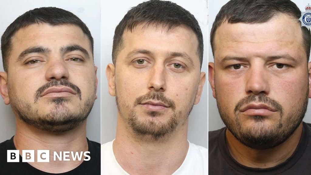 Burglars who used Rightmove to plan home raids in Cheshire jailed