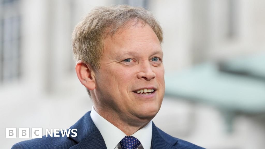 Ex-minister Shapps quits aerospace firm over rule concerns