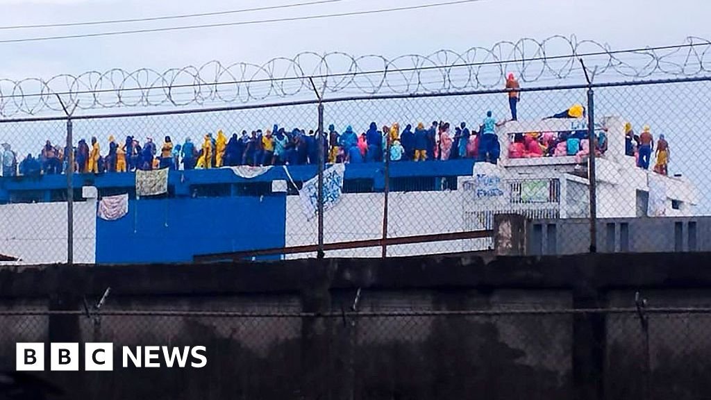 Inmates at Venezuelan prison protest over alleged mistreatment
