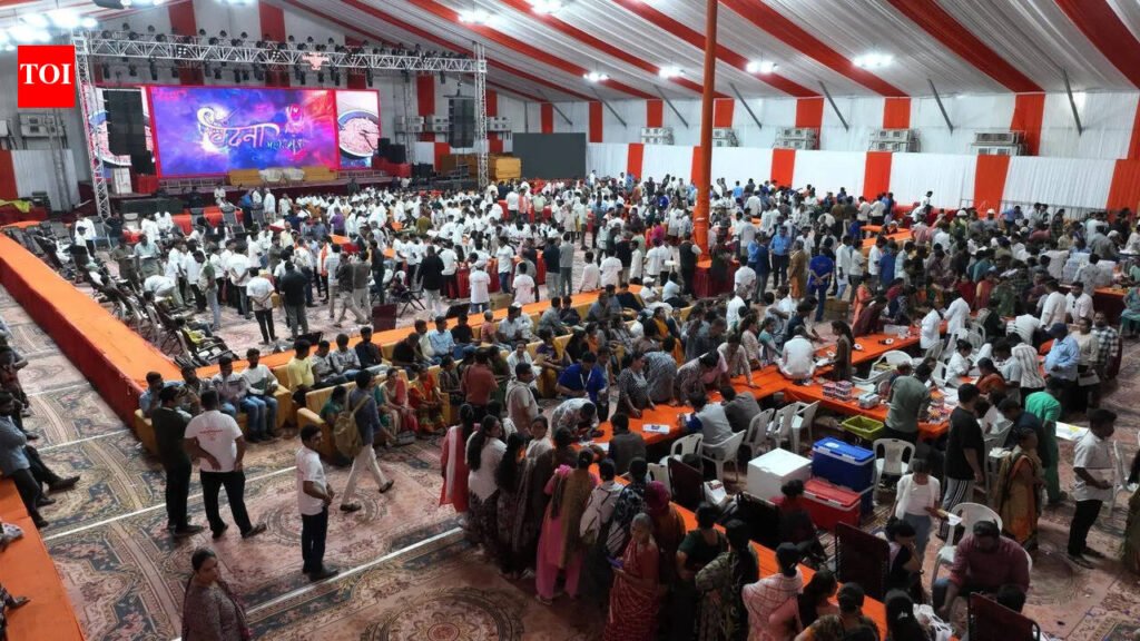 Flaming May hits blood banks, Gujaratis rush to donate | Ahmedabad News
