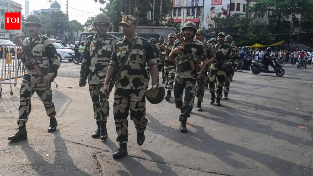 10 cops injured, 21 held