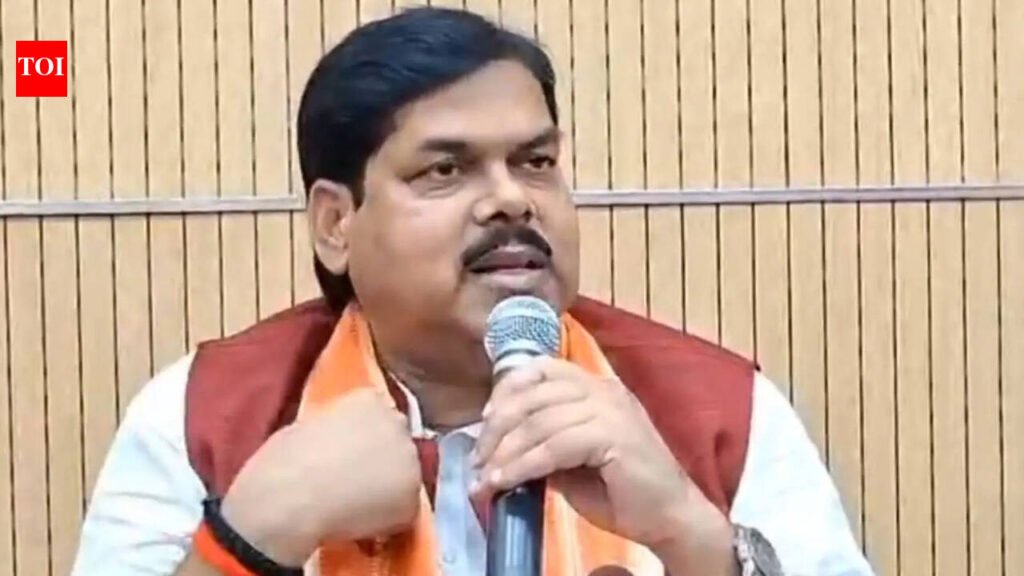 Minister opens grievance centres at BSEB | Patna News
