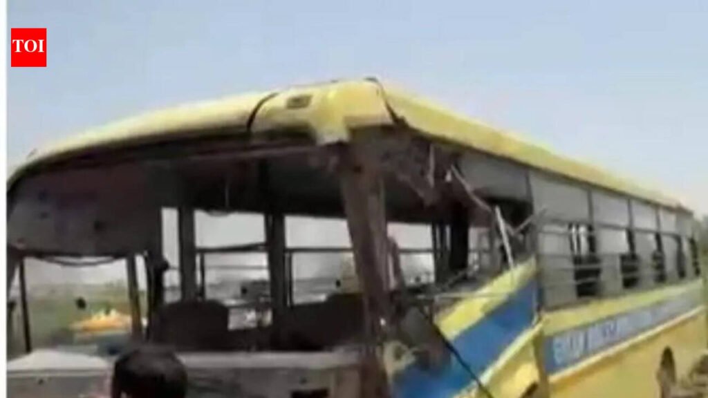 School bus hit by truck on Kanpur-Jhansi highway; Min stops convoy to help | Kanpur News