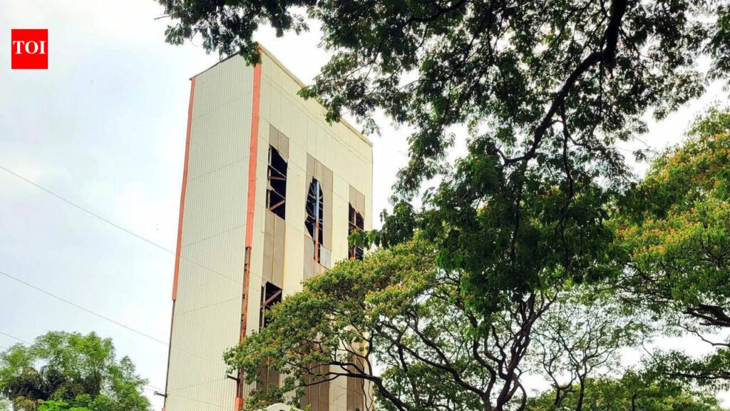 After complaints of fleecing, PMC to appoint contractors at key parking lots | Pune News