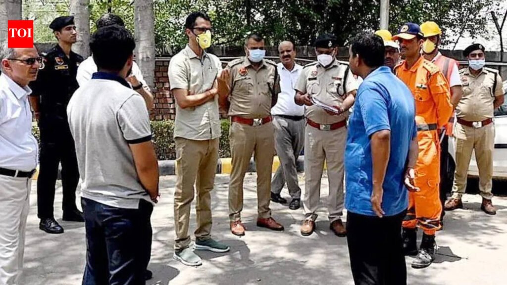 Six hurt, 1 missing in Rewari ink plant fire | Chandigarh News