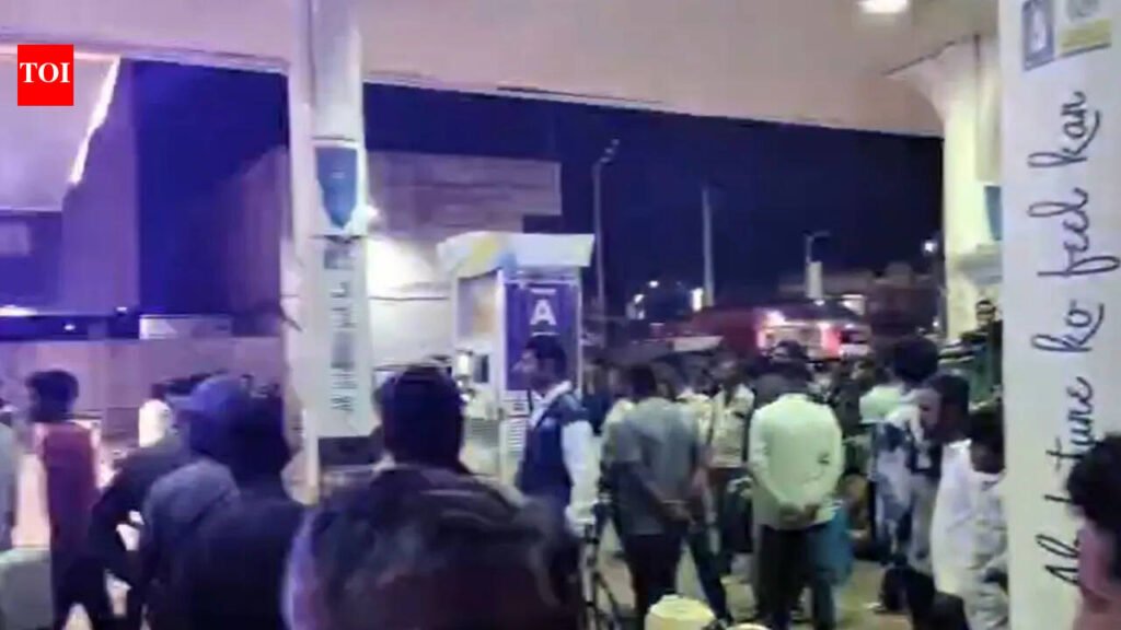 Gujarat farmers, truck drivers protest over diesel shortage at fuel pumps | Rajkot News
