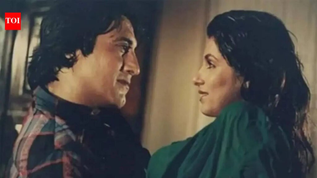 When Vinod Khanna allegedly lost control, didn’t stop kissing Dimple Kapadia even after Mahesh Bhatt said ‘cut’, leaving her shocked | Hindi Movie News