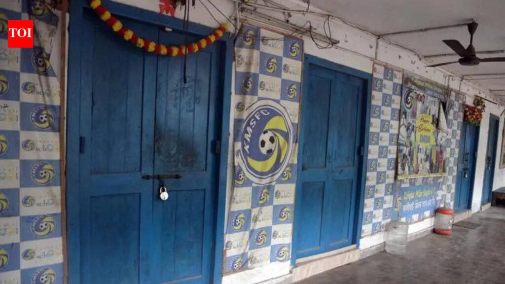 Sports dept locks out ex-CM brothers from stadium rooms | Kolkata News