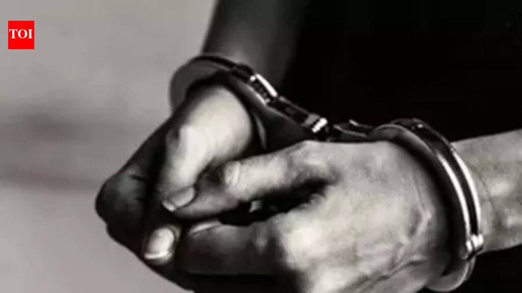 ACB nabs power dept staff for accepting bribe of Rs 5,000 | Ranchi News