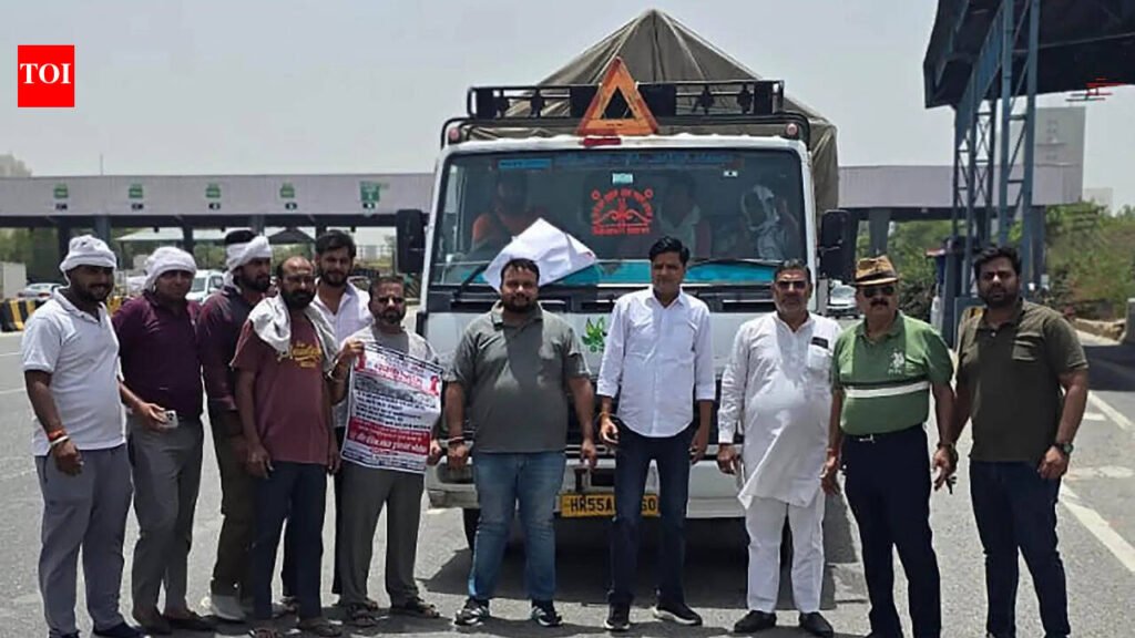 Transporters launch 3-day strike, halt Delhi-bound trucks at border points | Gurgaon News