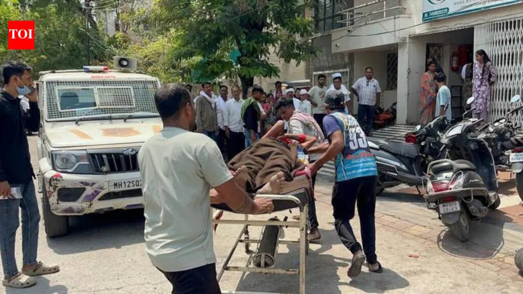AC Short Circuit Sparks Blaze In Akola Hospital | Nagpur News