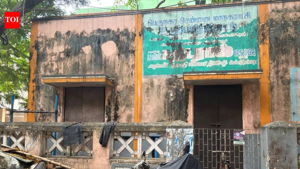 GCC gym in Mylapore lies shut for months as redevelopment work stalled | Chennai News