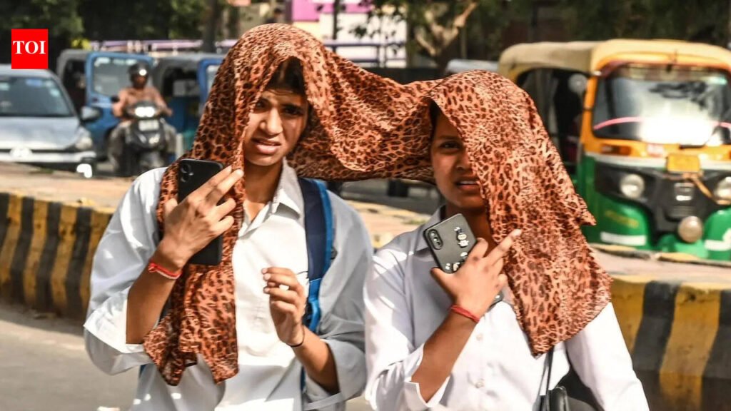 Heatwave intensifies again as mercury crosses 44℃ in Kanpur | Kanpur News