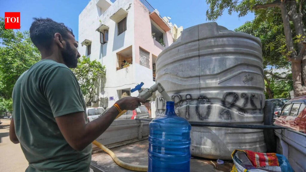 Cheap jars, lookalike labels: Illegal RO units thrive as groundwater level sinks in Gurgaon | Gurgaon News
