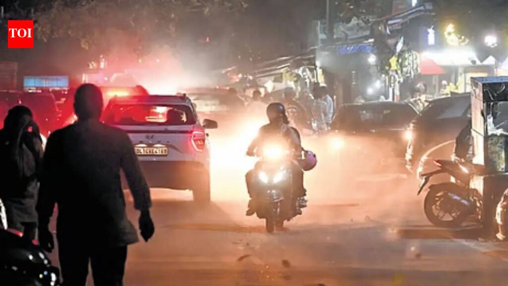 Delhi records warmest May night in nearly 14 years; IMD issues yellow alert for heatwave | Delhi News