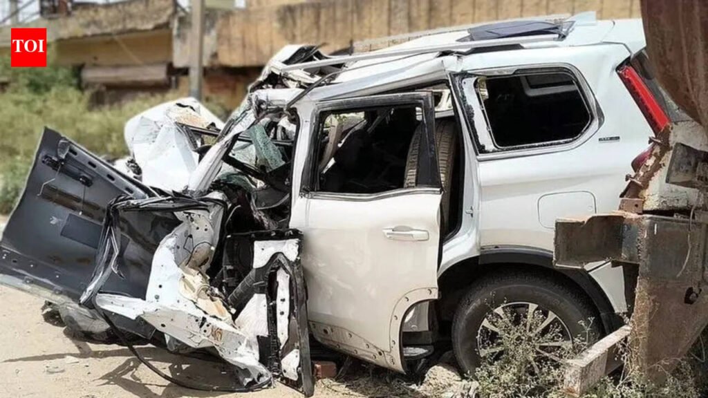 Family of 3 wiped out in Haryana highway crash | Chandigarh News