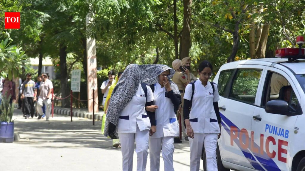 Heatwave policy changes cut Ludhiana’s double-shift govt schools to 3-hour days. | Ludhiana News