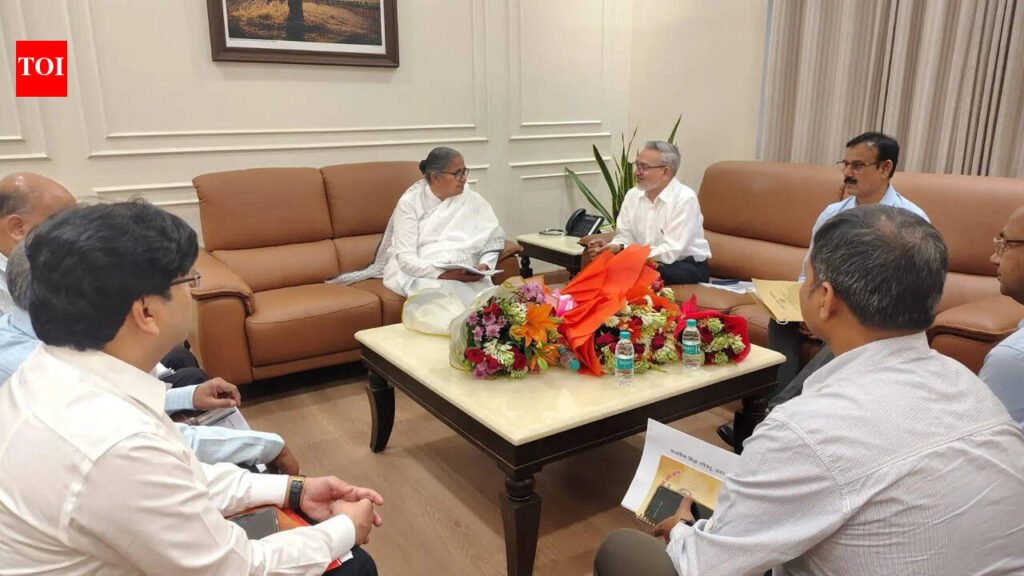 Minister reviews secondary education reforms progress | Prayagraj News
